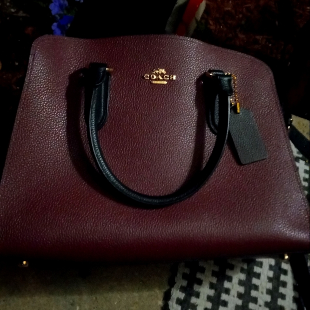 Like new Coach medium tote